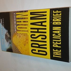 Paper back John Grishman The Pelican Brief brand new